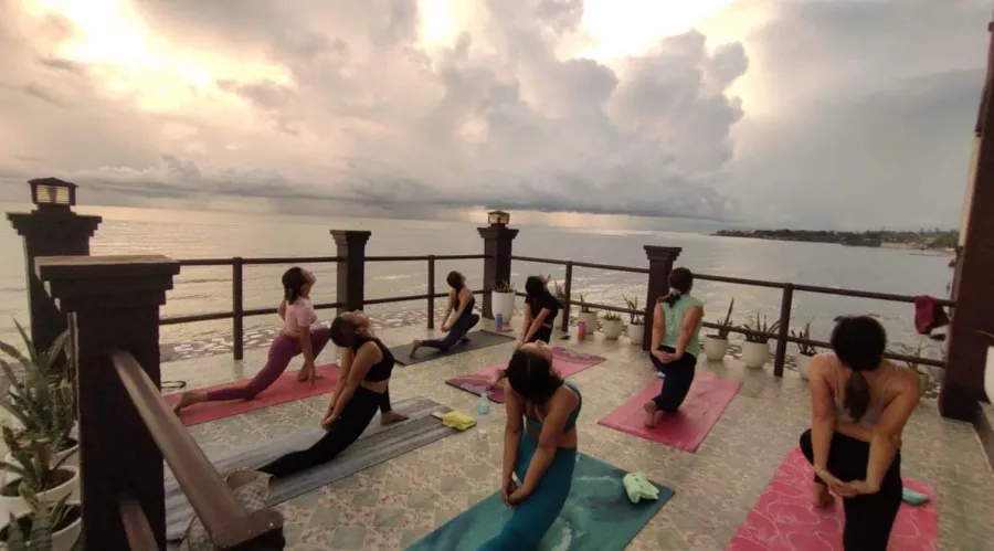 Студия Йоги Yoga El Sol Fortuna в Себу: Отдых, Йога, Студия, Медицина,