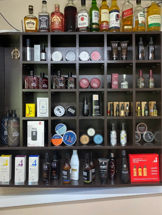 Мужская цирюльня Freйd в Москве: Стрижка, Борода, Бритье, Барбершоп, Красота,