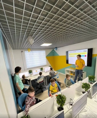 Международная кибершкола будущего для нового IT-поколения 6-14 лет KIBERone в Видном: Программирование, Киберспорт, VR, Фото, Учимся,