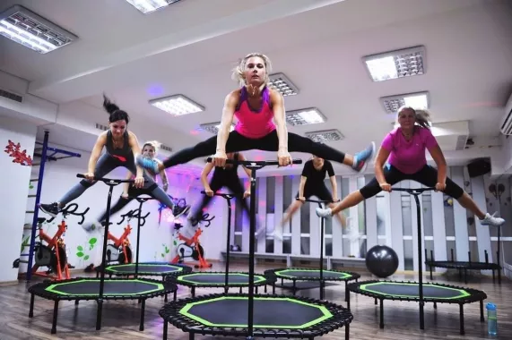 Батутная студия "Jumping.Vidnoe".