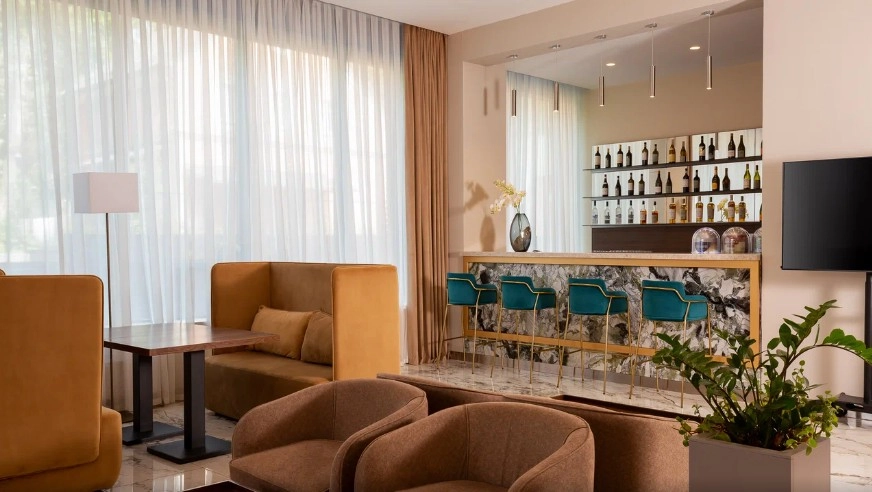 Hotel & SPA 4* Palmira Garden в Видном: Сауна, Хамам, Бассейн, SPA, Фитнес, Ресторан, Кафе, Парковая Зона,