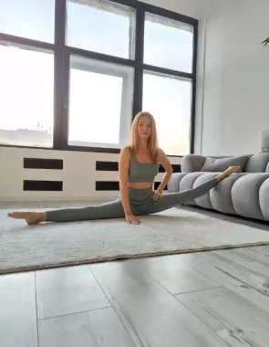 Студия осознанного фитнеса "You stretch".