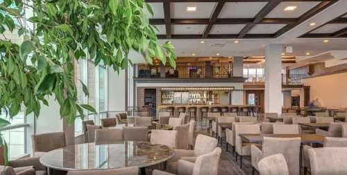 Отель 4* Астро Плаза  в  Видном