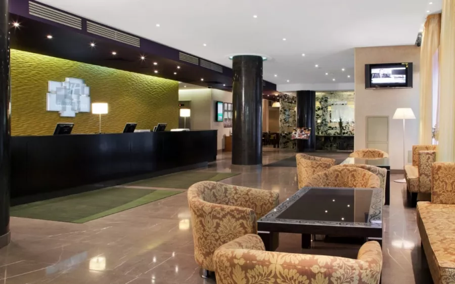 Гостиница 4* Holiday Inn Moscow Suschevsky в Москве: Гостиница, Отель, Банкетный зал, Ресторан, Тренажерный зал,