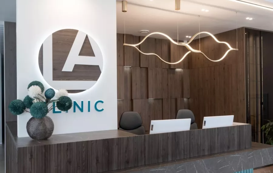 Многопрофильный медицинский центр L.A. Clinic в Москве: Чистка лица, Пилинги, Имплантация, Ортодонт, ОПТГ, Стоматолог-ортопед, Стоматолог-хирург, Пародонтолог, КТ зубов, Прицельный снимок зуба, Детский ортодонт, Стоматология во сне для детей, Стоматология во сне для взрослых, Массаж лица, Детский ЛОР, Дневной стационар, Инъекционные процедуры,