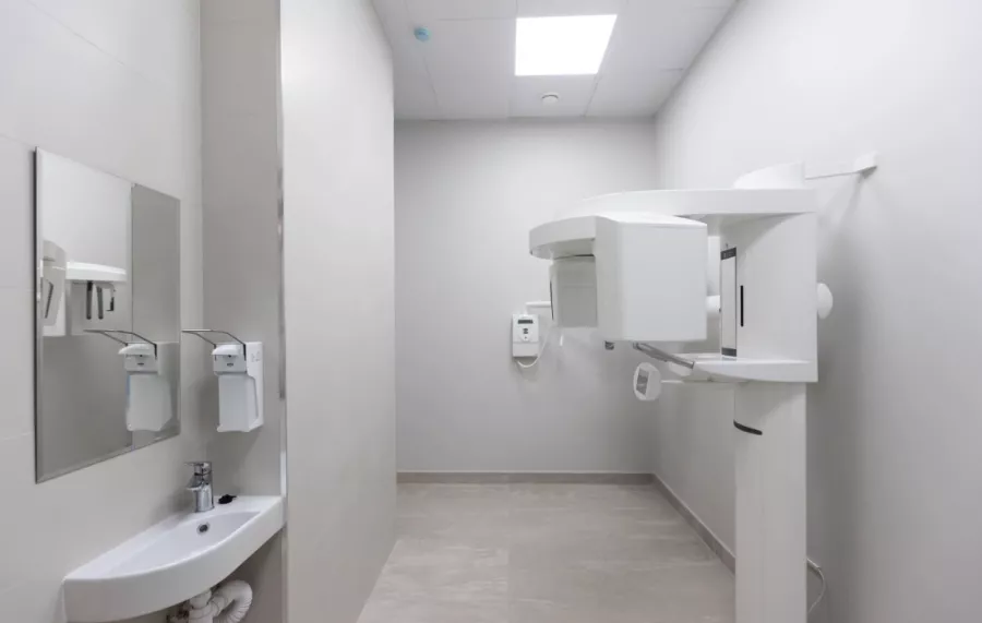 Многопрофильный медицинский центр L.A. Clinic в Москве: Чистка лица, Пилинги, Имплантация, Ортодонт, ОПТГ, Стоматолог-ортопед, Стоматолог-хирург, Пародонтолог, КТ зубов, Прицельный снимок зуба, Детский ортодонт, Стоматология во сне для детей, Стоматология во сне для взрослых, Массаж лица, Детский ЛОР, Дневной стационар, Инъекционные процедуры,