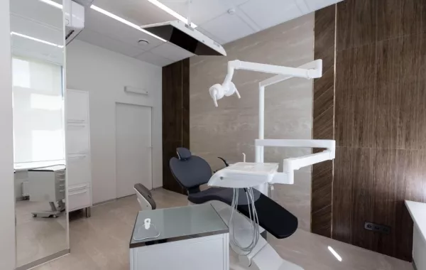 Многопрофильный медицинский центр "L.A. Clinic".