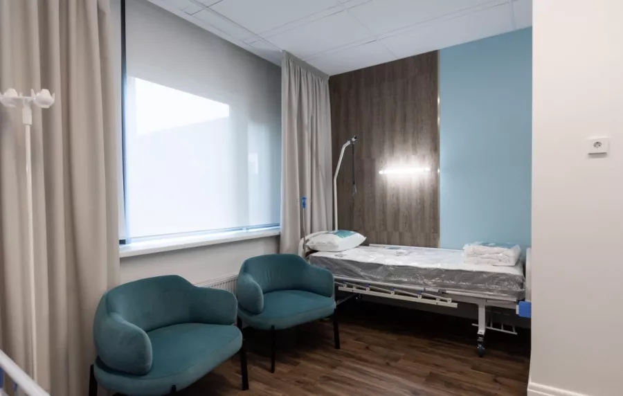 Многопрофильный медицинский центр L.A. Clinic в Москве: Чистка лица, Пилинги, Имплантация, Ортодонт, ОПТГ, Стоматолог-ортопед, Стоматолог-хирург, Пародонтолог, КТ зубов, Прицельный снимок зуба, Детский ортодонт, Стоматология во сне для детей, Стоматология во сне для взрослых, Массаж лица, Детский ЛОР, Дневной стационар, Инъекционные процедуры,