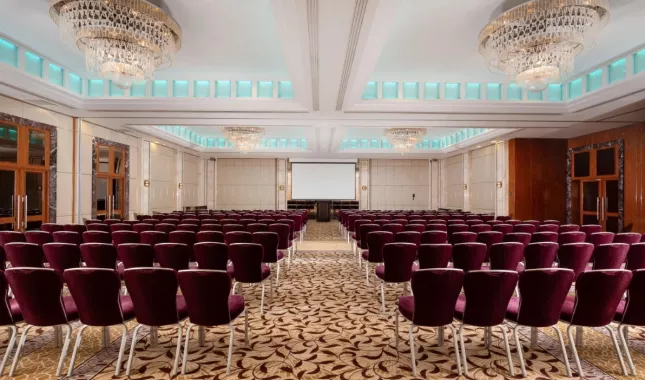 Гостиница 5* "Hotel Continental".