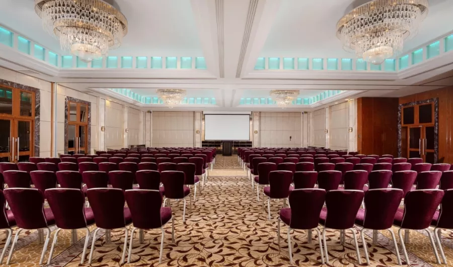 Гостиница 5* Hotel Continental в Москве: Гостиница, Отель, Тренажерный зал, Сауна, Хаммам, Спа салон, Ресторан, Банкетный зал, Конференц-зал,