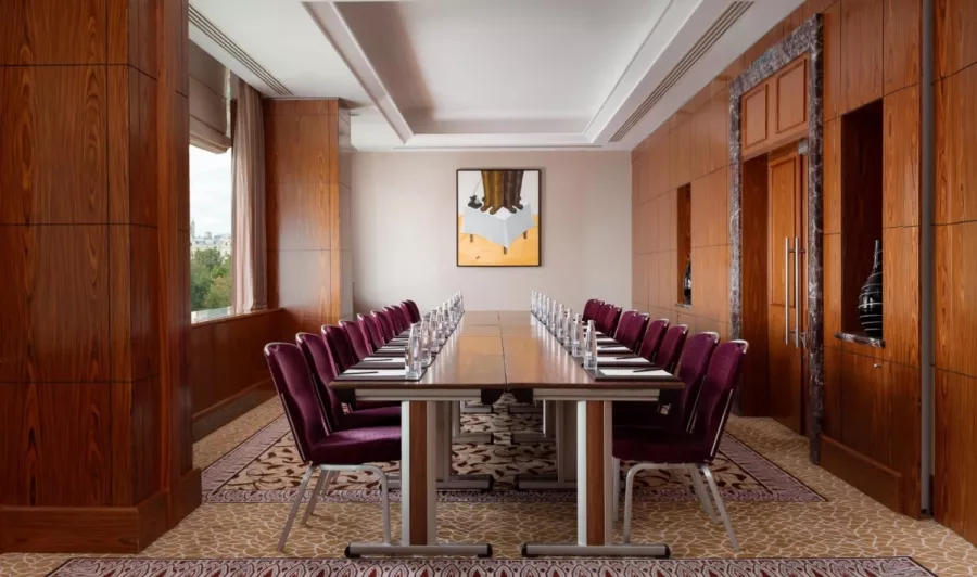 Гостиница 5* Hotel Continental в Москве: Гостиница, Отель, Тренажерный зал, Сауна, Хаммам, Спа салон, Ресторан, Банкетный зал, Конференц-зал,