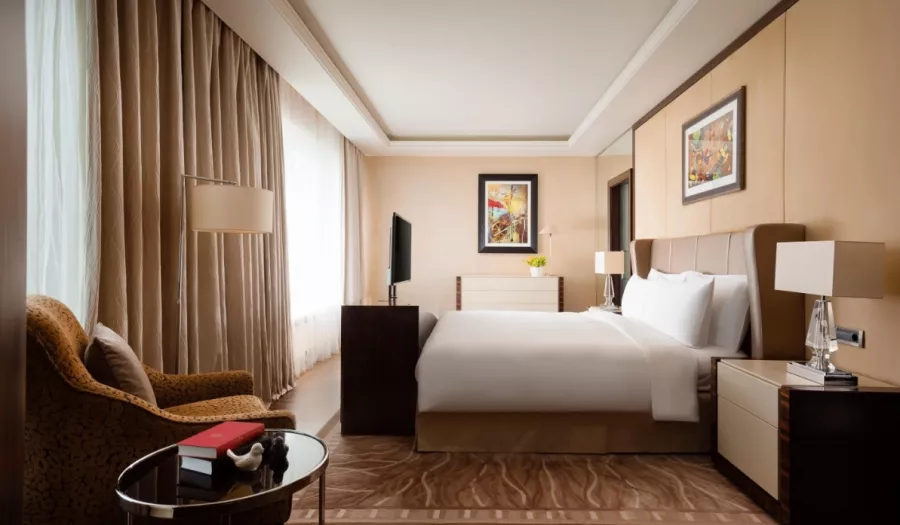 Гостиница 5* Hotel Continental в Москве: Гостиница, Отель, Тренажерный зал, Сауна, Хаммам, Спа салон, Ресторан, Банкетный зал, Конференц-зал,
