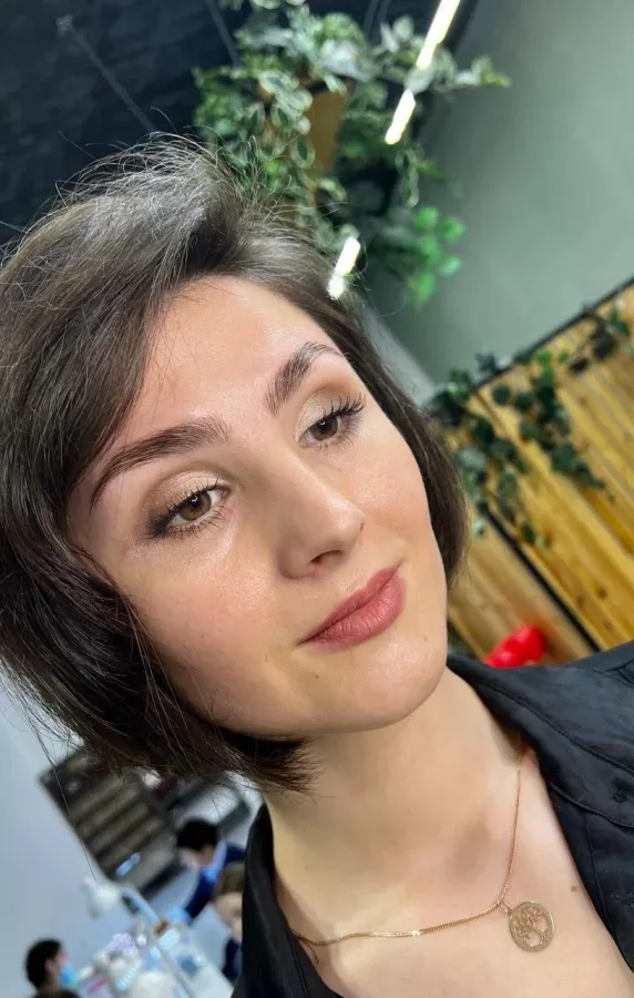 Салон красота Narine beauty studio в Калининграде: Гель-лак, Мужской маникюр, Пилинг, Чистка лица, Педикюр, Аппаратный маникюр, Наращивание гелем, Дизайн ногтей,