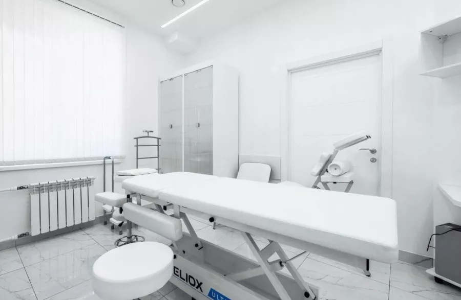 Многопрофильный медицинский центр MDC Clinic в Москве: Лазерная косметология, Удаление новообразований, Имплантация, Ортодонт, ОПТГ, Стоматолог-ортопед, Стоматолог-хирург, Гнатолог, Массаж, Инъекционные процедуры,
