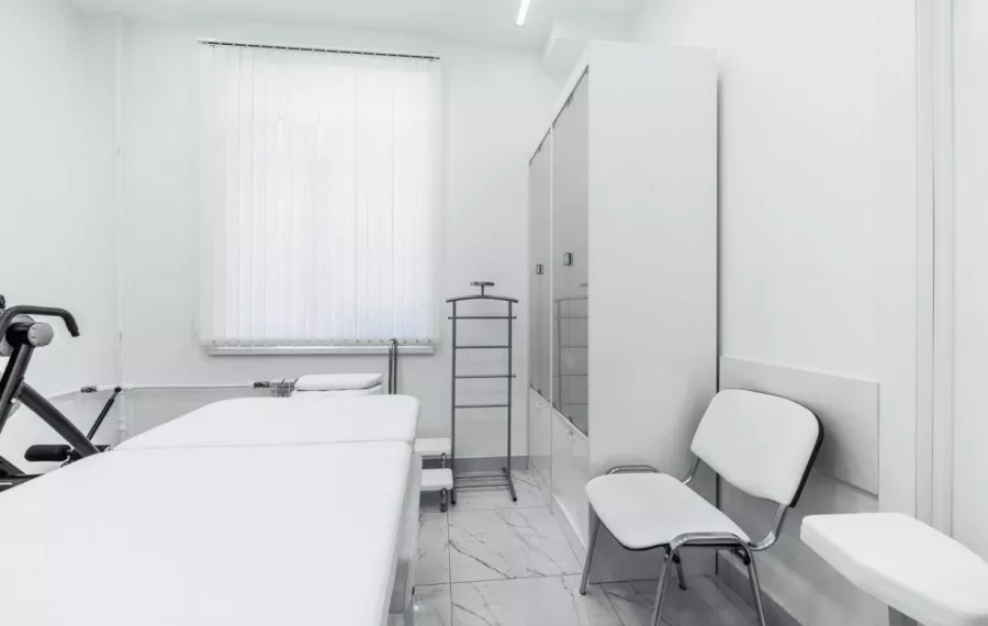 Многопрофильный медицинский центр MDC Clinic в Москве: Лазерная косметология, Удаление новообразований, Имплантация, Ортодонт, ОПТГ, Стоматолог-ортопед, Стоматолог-хирург, Гнатолог, Массаж, Инъекционные процедуры,