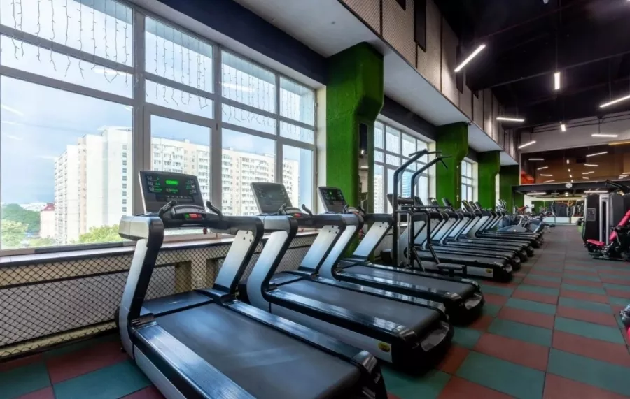 Фитнес-клуб GFITNESS в Москве: Аэробика, Боевые искусства, Йога, Калланетика, Кроссфит, Пилатес, Акробатика, Бокс, Джиу-джитсу,