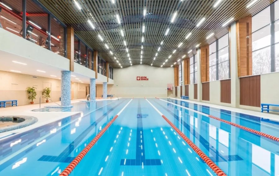 Фитнес-клуб Gym space в Москве: Аквааэробика, Аэробика, Боевые искусства, Бодифлекс,
