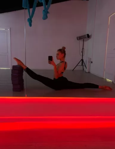 Студия растяжки и функционального тренинга Relax & Stretch в Москве
