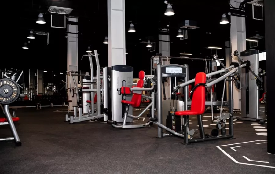 Фитнес-клуб FoxFit в Москве: Аэробика, Боевые искусства, Бодифлекс, Йога, Кроссфит, Пилатес, Стретчинг, Танцы, Фитбол, Фитнес для детей, Персональный тренер, Фитнес бар, TRX-тренировки,
