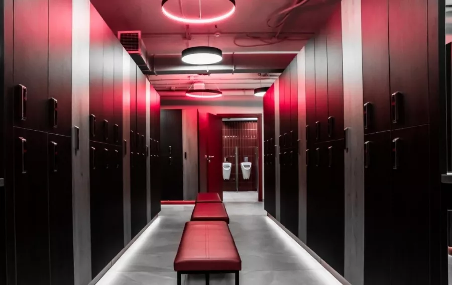 Фитнес-клуб Powerhouse gym в Москве: Аквааэробика, Аэробика, Боевые искусства, Детский уголок, Йога, Бассейн, Хаммам,