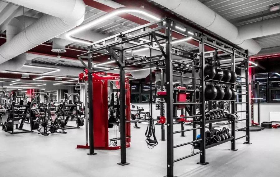 Фитнес-клуб Powerhouse gym в Москве: Аквааэробика, Аэробика, Боевые искусства, Детский уголок, Йога, Бассейн, Хаммам,