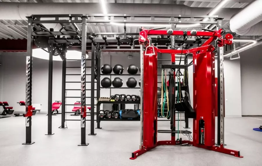 Фитнес-клуб Powerhouse gym в Москве: Аквааэробика, Аэробика, Боевые искусства, Детский уголок, Йога, Бассейн, Хаммам,