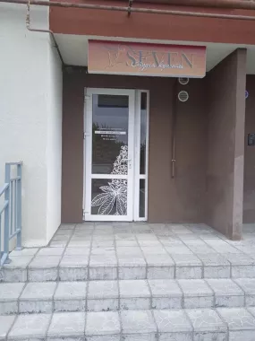 Салон парикмахерская "Seven".