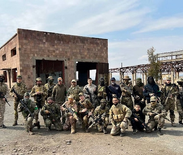 Страйкбол-клуб Strikeball AirSoft Armenian Club (Սթրայքբոլ էյրսոֆթ Արմենիա քլաբ) в Ереване: командная игра, тактика, мягкая пневматика, коллективный отдых, пиротехника,