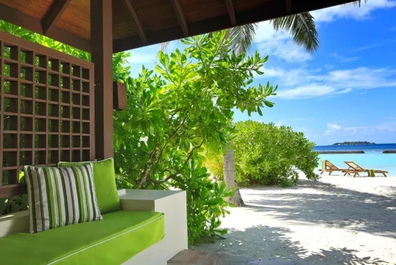 Отель "Курамба Мальдивы" (Hotel "Kurumba Maldives")
