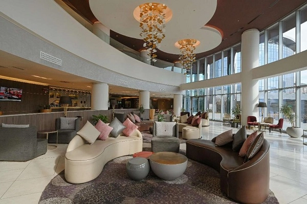 Отель DoubleTree by Hilton Yerevan City Centre в Ереване: центр города, Ресторан, Спа-зона, Отель, Чилим,