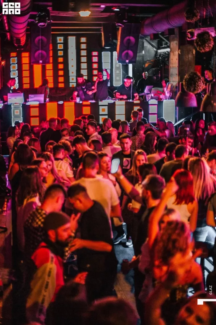 Ночной клуб "Bar 13"