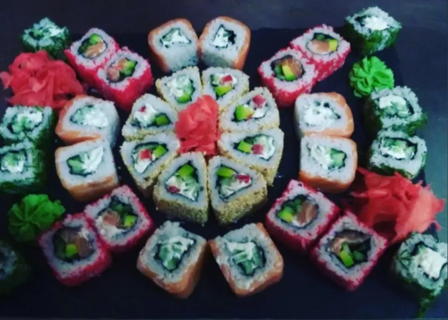 Пиццерия Napoli в Балтийске: Итальянская кухня, Пицца , Суши , Кофе, Чай,