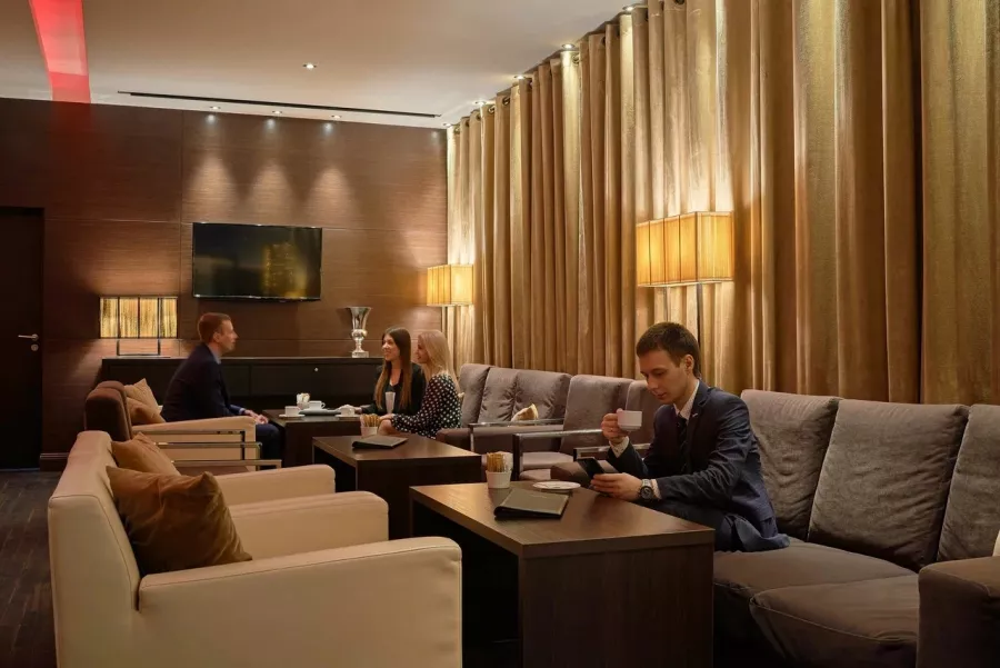 Гостиница Radisson Blue Hotel Kaliningrad в Калининграде: Сауны, Тренажерный зал, Сейф, Банкетный зал, Парковка, Прачечная,
