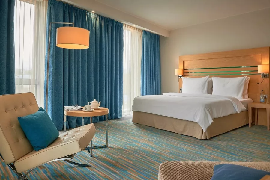 Гостиница Radisson Blue Hotel Kaliningrad в Калининграде: Сауны, Тренажерный зал, Сейф, Банкетный зал, Парковка, Прачечная,
