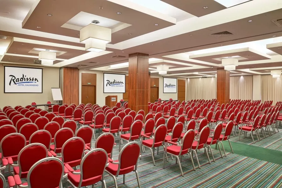Гостиница Radisson Blue Hotel Kaliningrad в Калининграде: Сауны, Тренажерный зал, Сейф, Банкетный зал, Парковка, Прачечная,