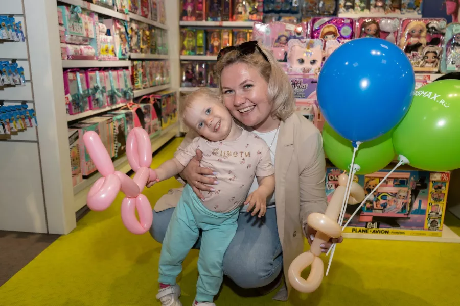 Магазин одежды Kidsmax.ru в Калининграде: Игрушки, Одежда, Доставка, Джинсы, Фешн, Обувь, стиль,