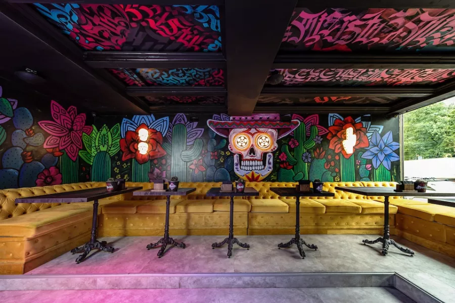 El Chapo Grande Ресторан в Санкт-Петербурге: Отдых, Ресторан, Мексиканская кухня, Бар, Коктейли, Живая музыка,