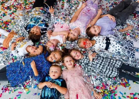 Организация и проведение праздников «PlayDay».