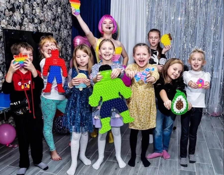 Организация и проведение праздников PlayDay в Анапе: Аниматоры, Шоу,