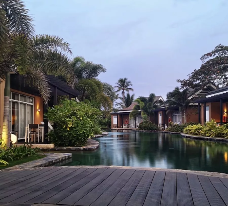 Отель BE Grand Resort, Bohol в Бохоль: Hotel, Spa, BE Grand Resort, Отель,