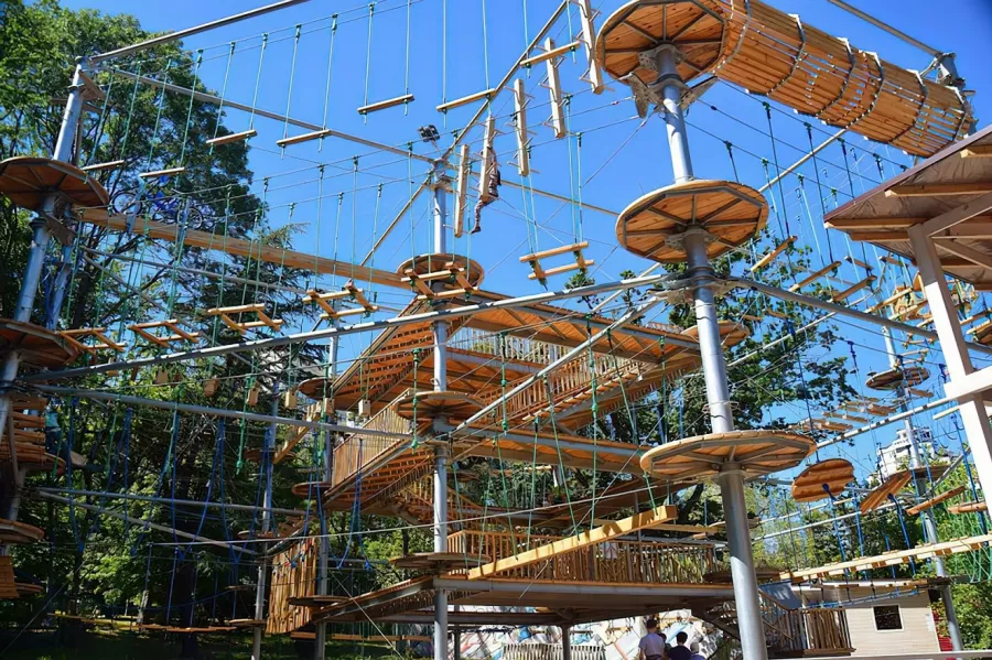 Веревочный парк Skytown Sochi в Сочи: Игра , Активный Отдых, Парк, На свежем воздухе ,