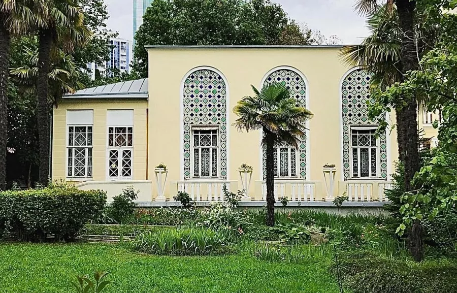 Дача В. В. Барсовой в Сочи: Архитектура , Музеи , Знаменитые дачи, Культурный отдых ,