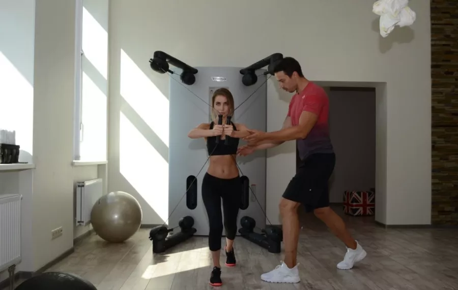 Студия персонального тренинга Art of pilates в Москве: Йога, Пилатес, Стретчинг, Фитнес для беременных, Персональный тренер, Массаж,