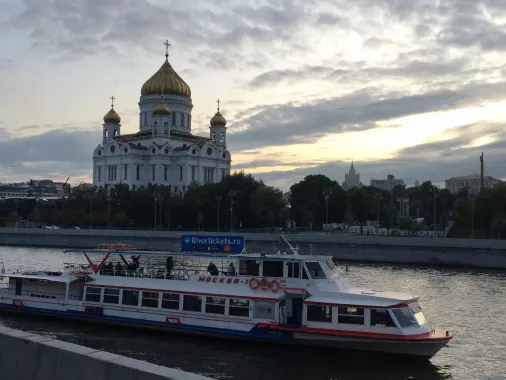  Аренда теплоходов "Rivertickets.ru".