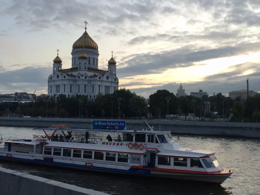 Аренда теплоходов Rivertickets.ru в Москве: Аренда теплоходов , Речная прогулка, Круиз, Теплоход, Корпоратив, Экскурсия,