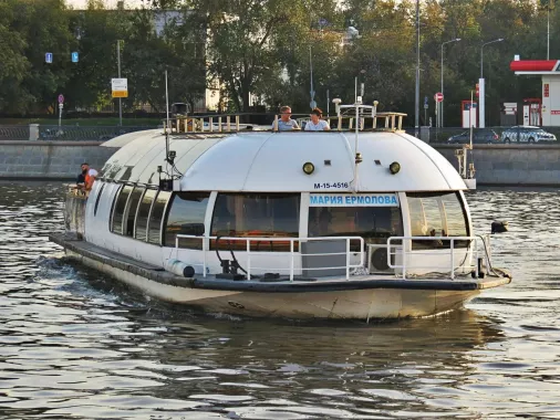  Аренда теплоходов "Rivertickets.ru".