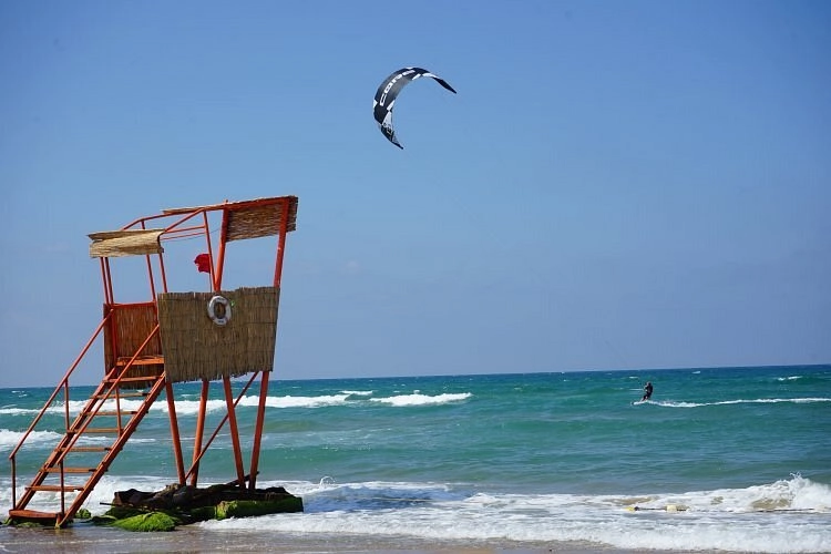 Burc Beach в Стамбуле: Пляжи Стамбул, Море, Лето , Кайт Серф , Пляжный Отдых,