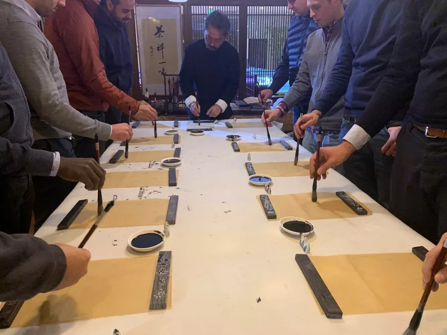 Курсы Hutong Calligraphy Class в Пекине: Каллиграфия, Курсы,