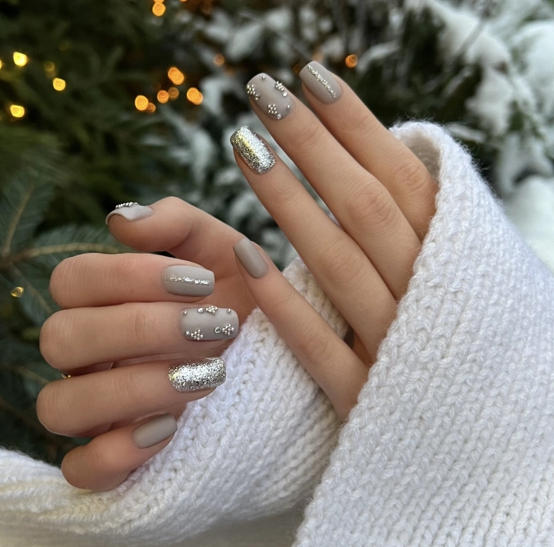 Студия красоты City Nails в Москве: Маникюр, Эпиляция, Ресницы, Брови, Стрижка, Волосы,