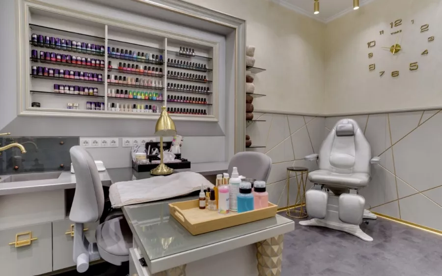 Парикмахерская EVITA Studio of Beauty в Москве: Стрижка, Окрашивание, Волосы, Макияж, Брови, Массаж, Хаммам, Красота,